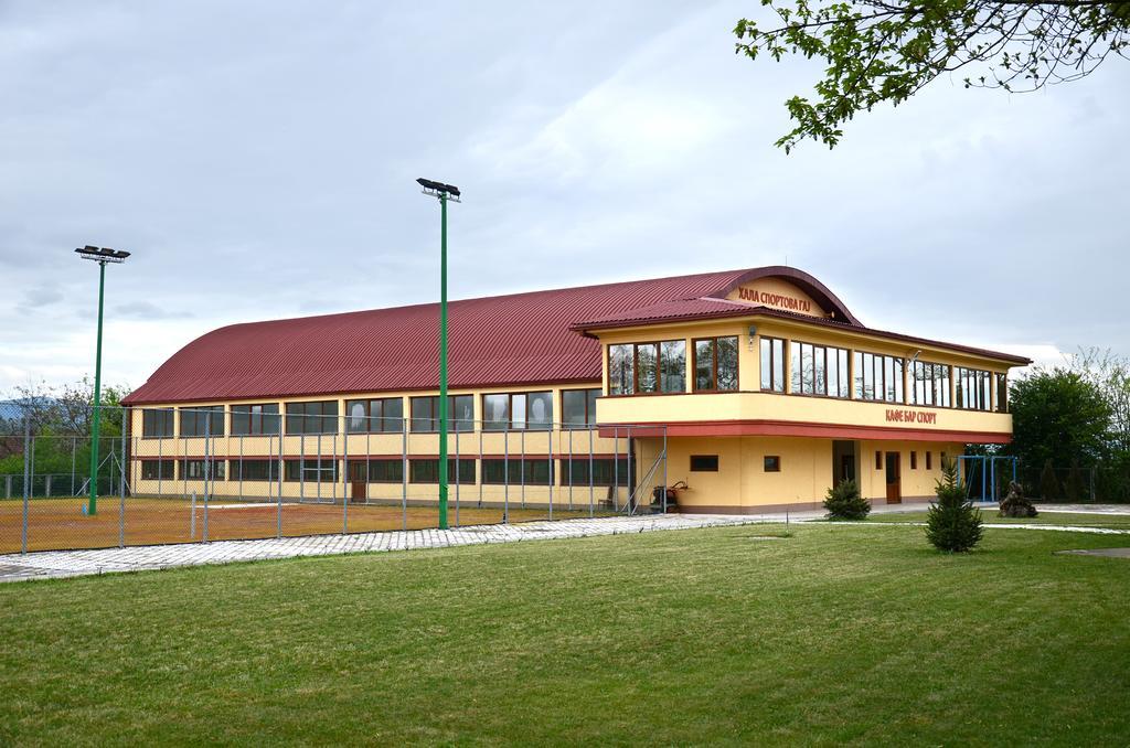 Hotel Ravni Gaj Knic Luaran gambar