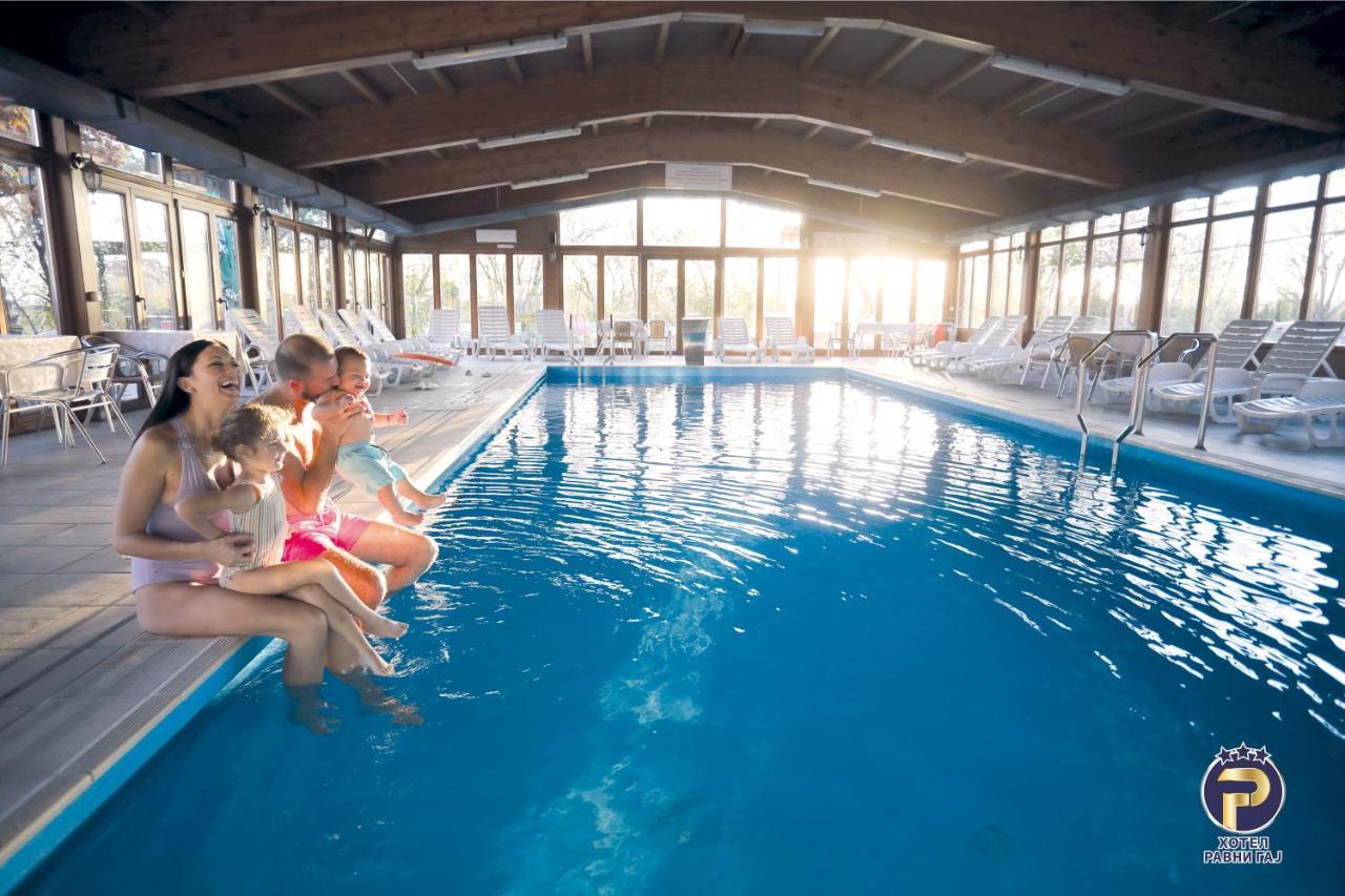 Hotel Ravni Gaj Knic Luaran gambar