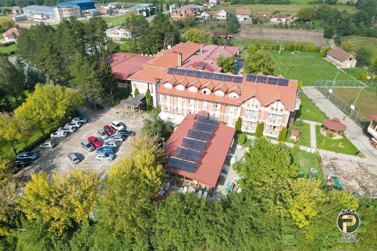 Hotel Ravni Gaj Knic Luaran gambar