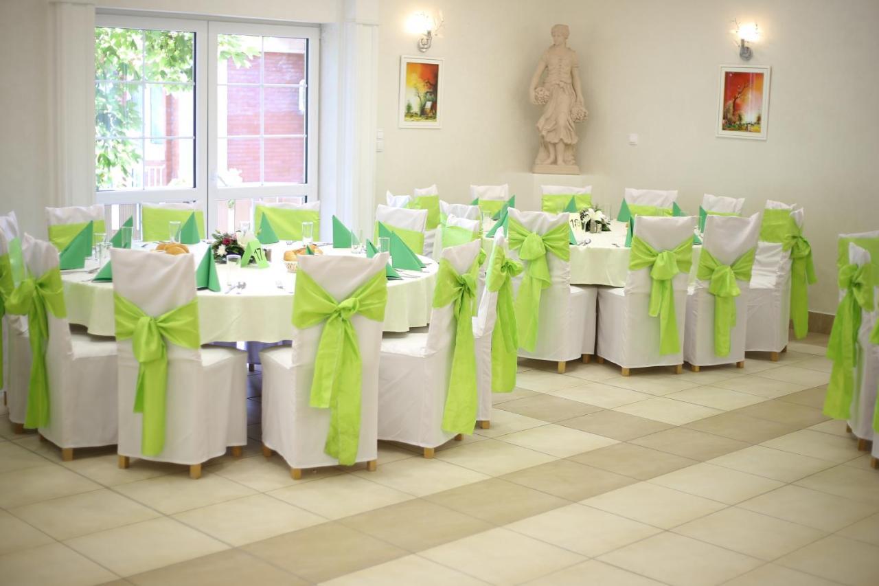 Hotel Ravni Gaj Knic Luaran gambar