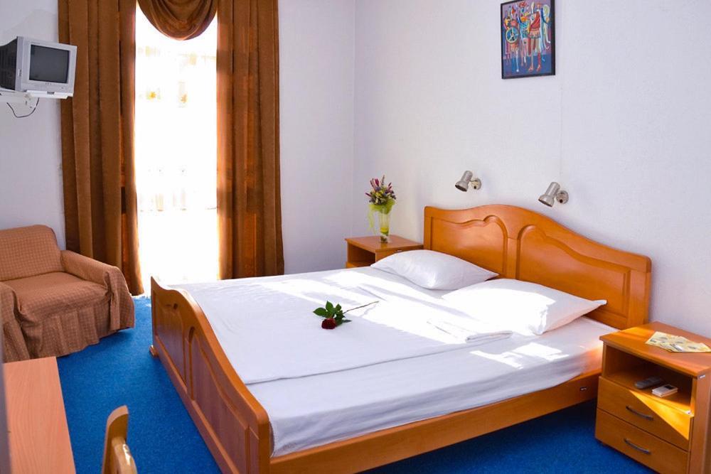 Hotel Ravni Gaj Knic Luaran gambar