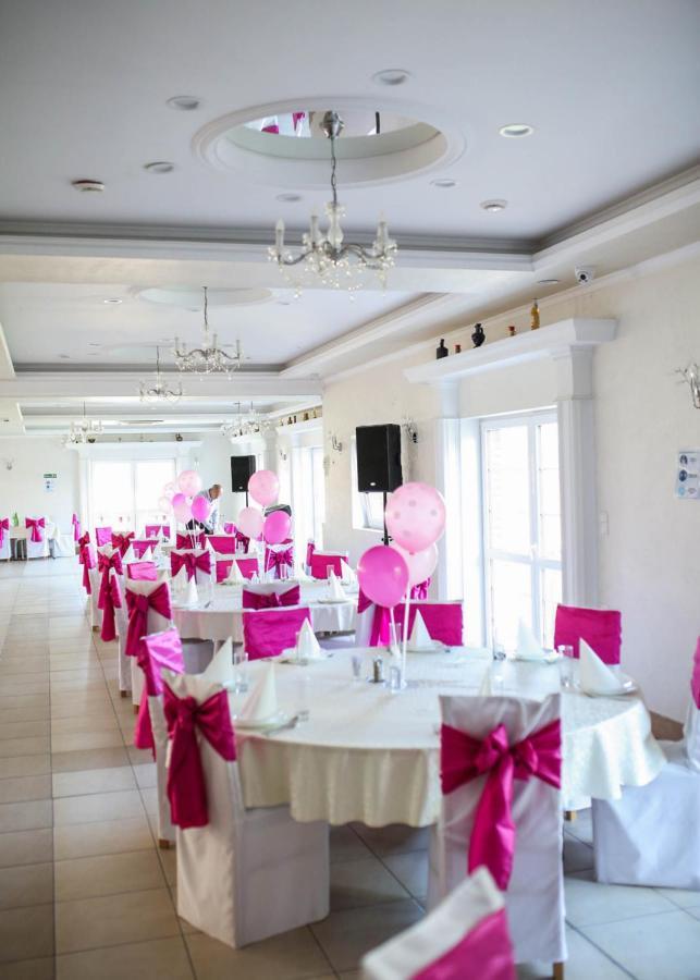 Hotel Ravni Gaj Knic Luaran gambar