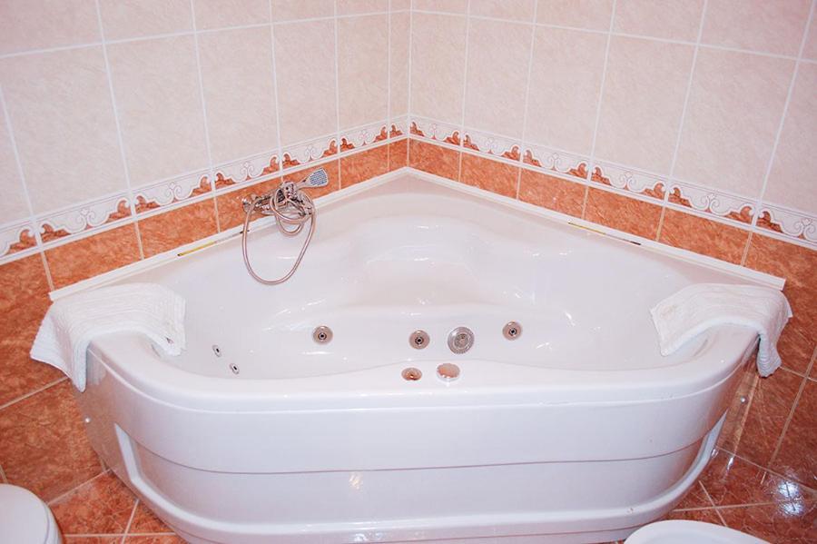 Hotel Ravni Gaj Knic Luaran gambar