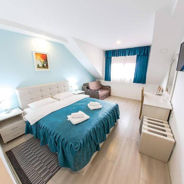 Hotel Ravni Gaj Knic Luaran gambar
