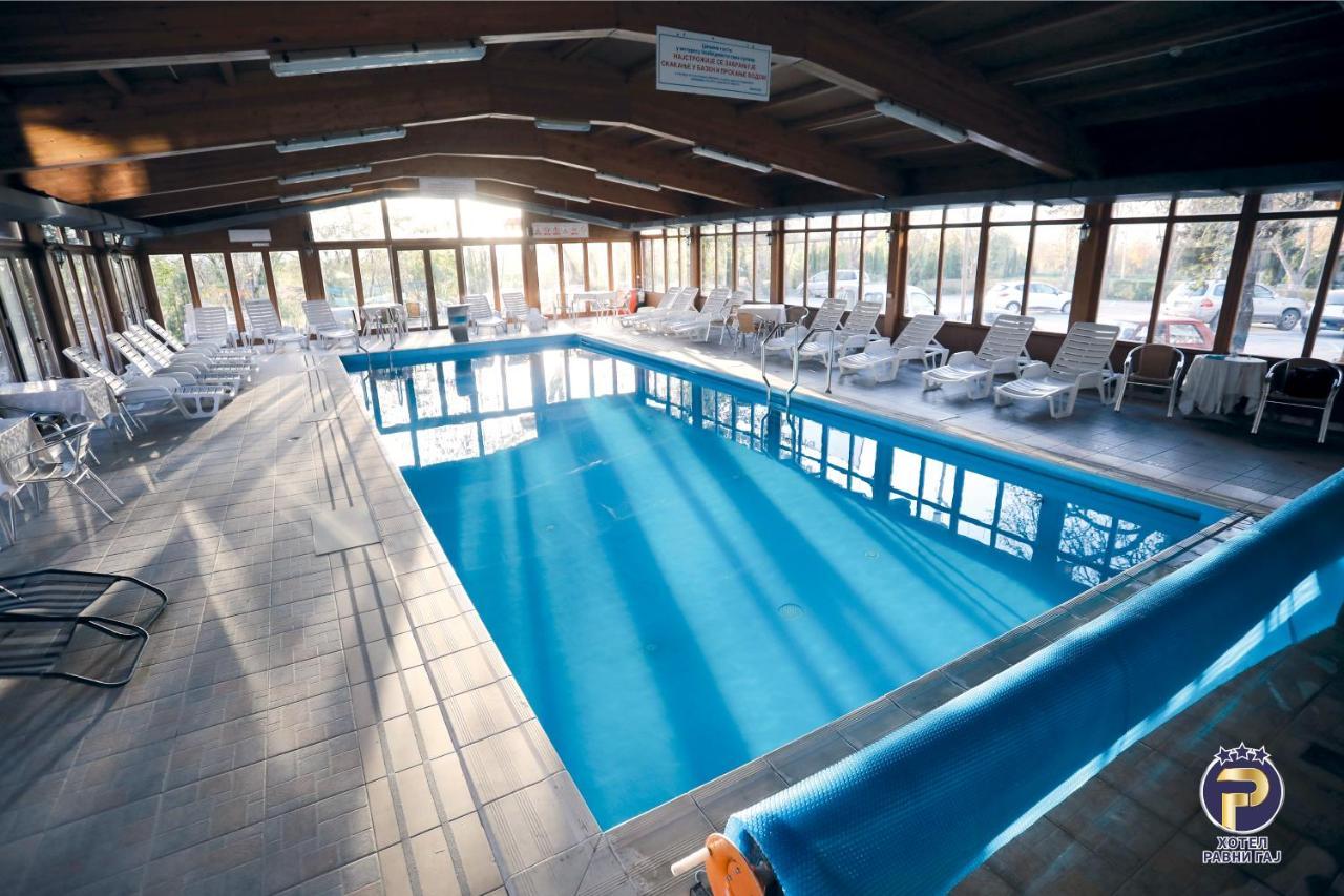 Hotel Ravni Gaj Knic Luaran gambar