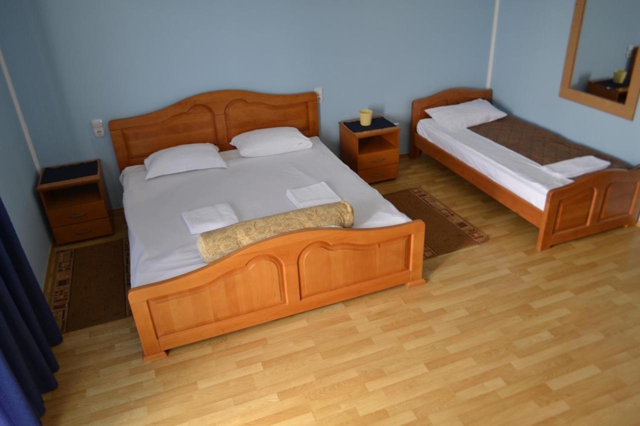 Hotel Ravni Gaj Knic Luaran gambar
