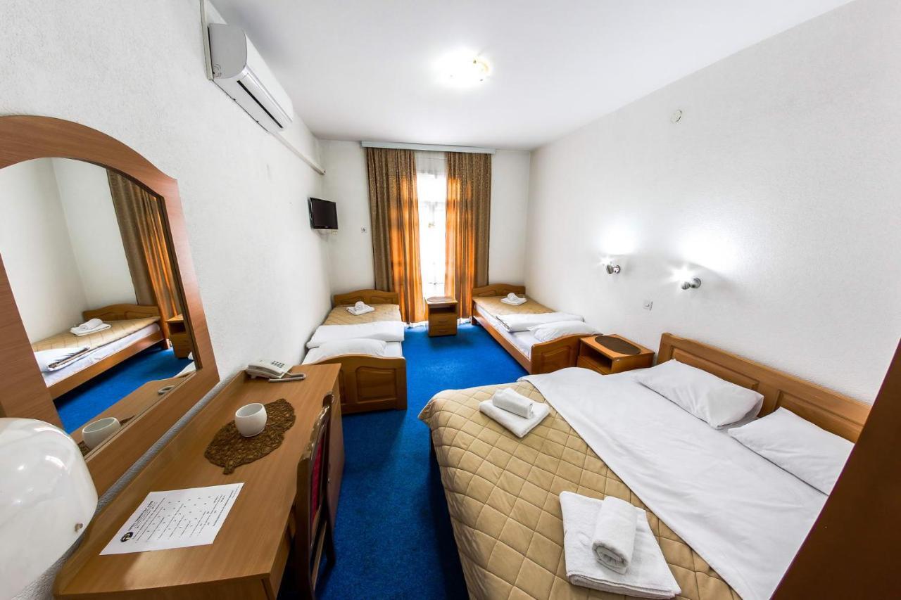 Hotel Ravni Gaj Knic Luaran gambar